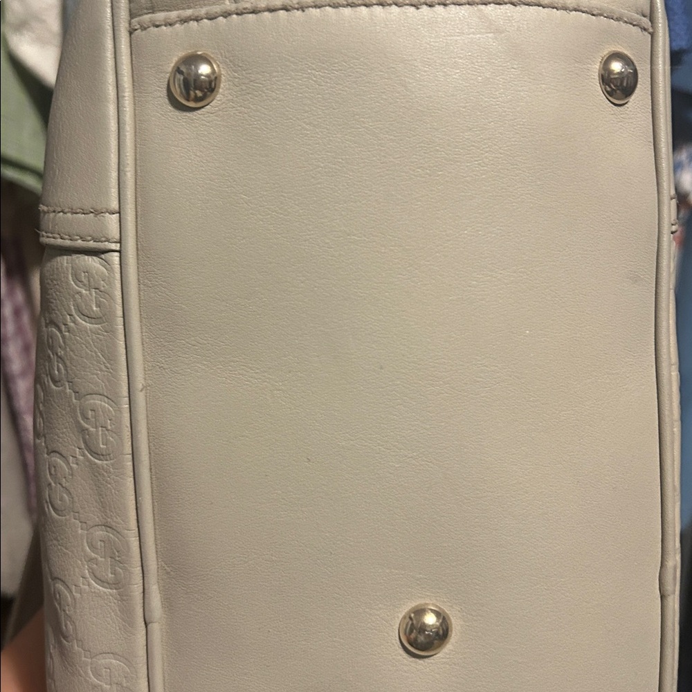 Authentic Gucci Satchel - Picture 16 of 16